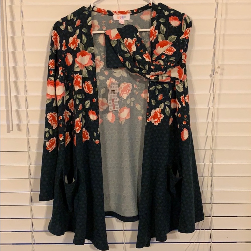 Lularoe Caroline - Picture 2 of 5